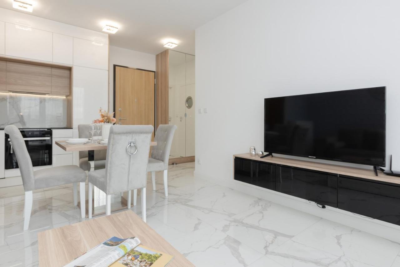 Cosy Apartment On Wola Goleszowska By Noclegi Renters Varsovia Exterior foto