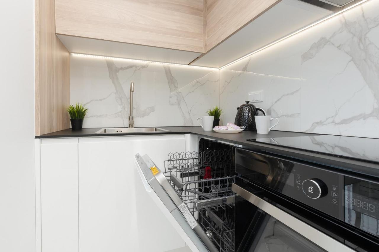 Cosy Apartment On Wola Goleszowska By Noclegi Renters Varsovia Exterior foto